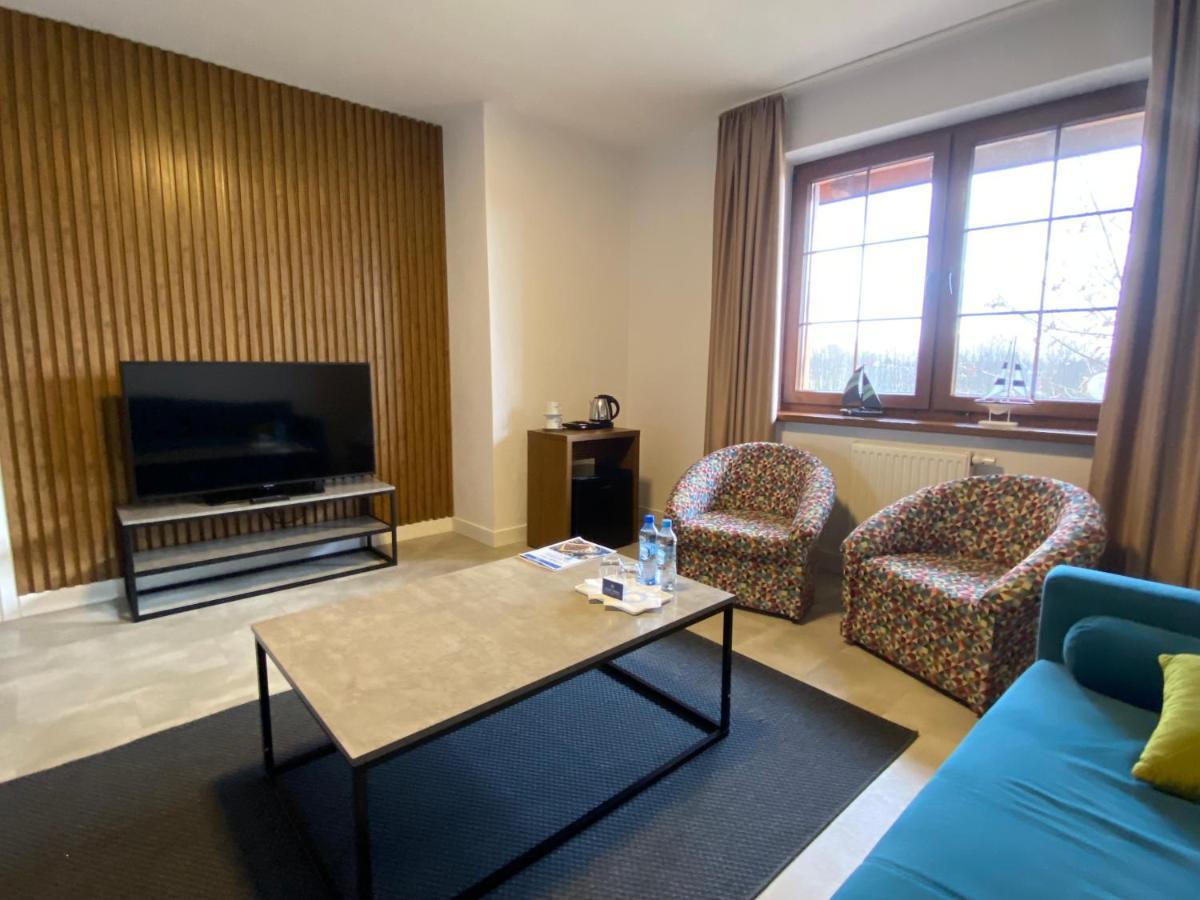 Hotel Cicha Woda Непорент Экстерьер фото