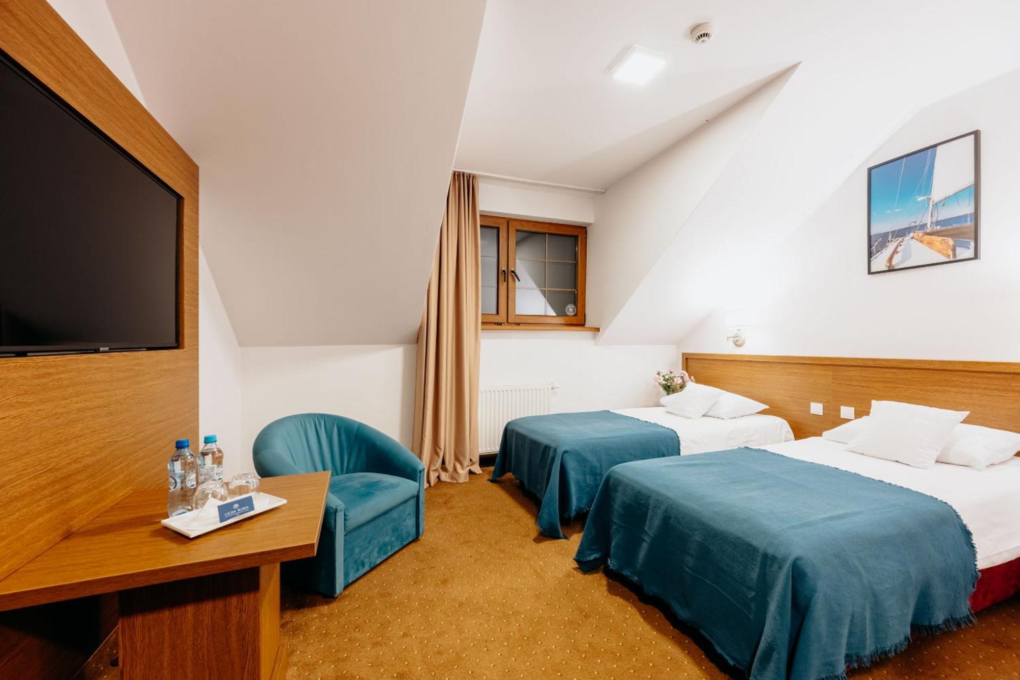 Hotel Cicha Woda Непорент Экстерьер фото